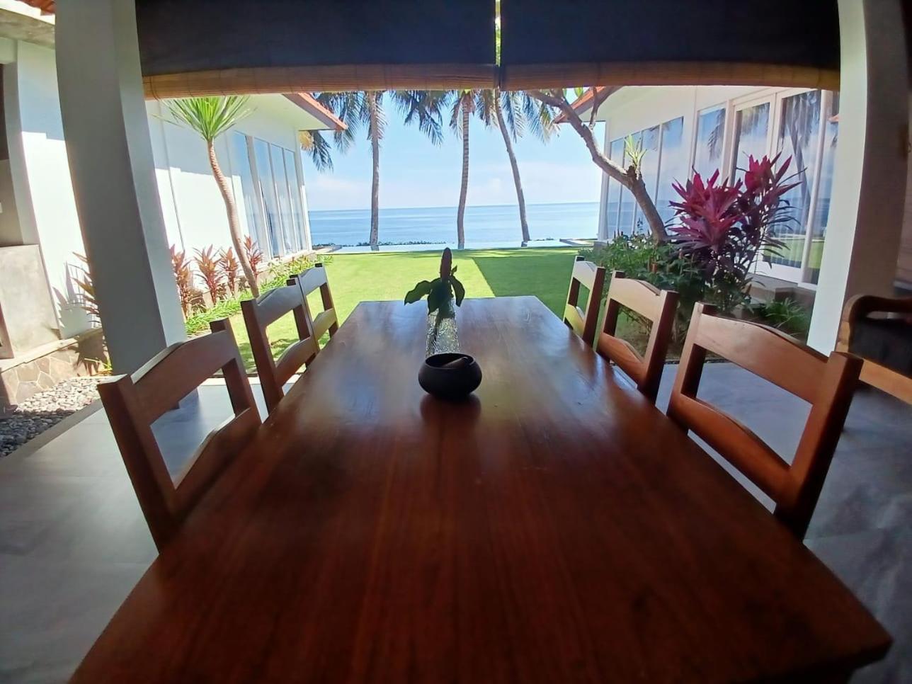 Mojito Beach Villas Kubutambahan  Exterior photo